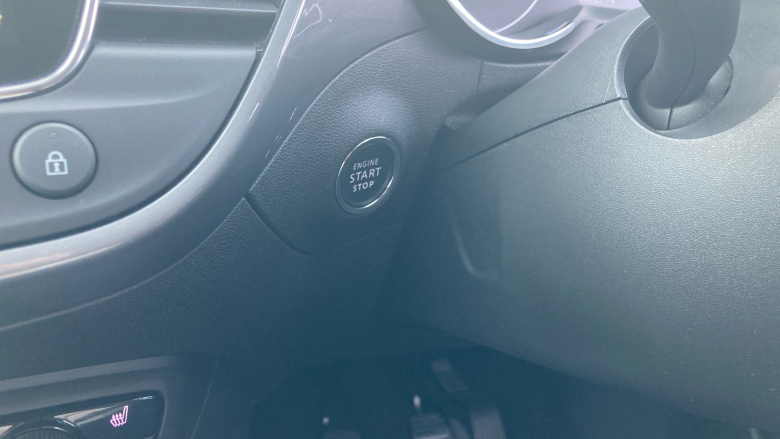 Vauxhall Crossland 1.5 Turbo D Ultimate 5dr Diesel Hatchback